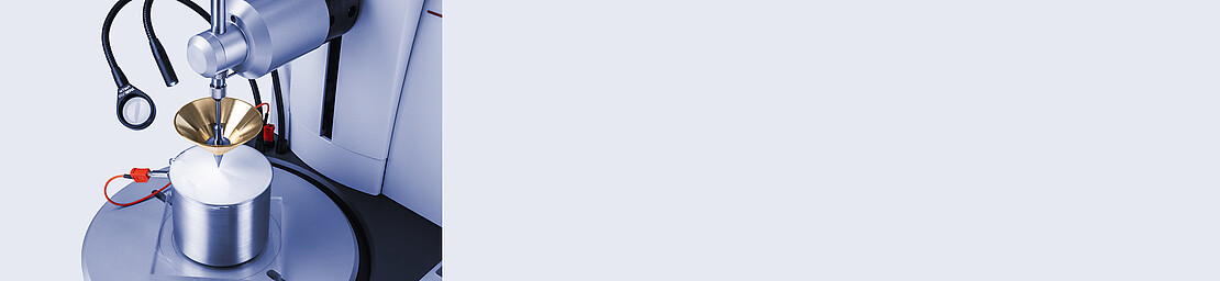 Automatic sensor plunger ensures fast, accurate bitumen testing