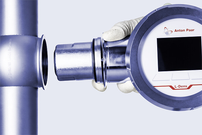 One instrument, three installation options One instrument, three installation options