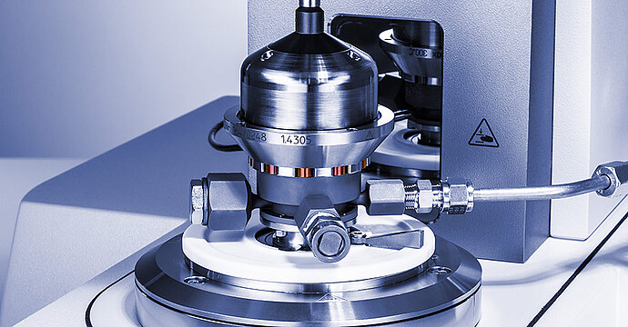Simulate food production processes under pressure Simulate food production processes under pressure