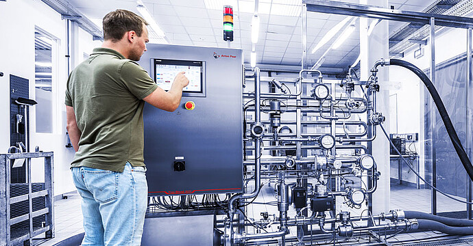 Tried-and-tested customer-specific solution and quick commissioning Tried-and-tested customer-specific solution and quick commissioning