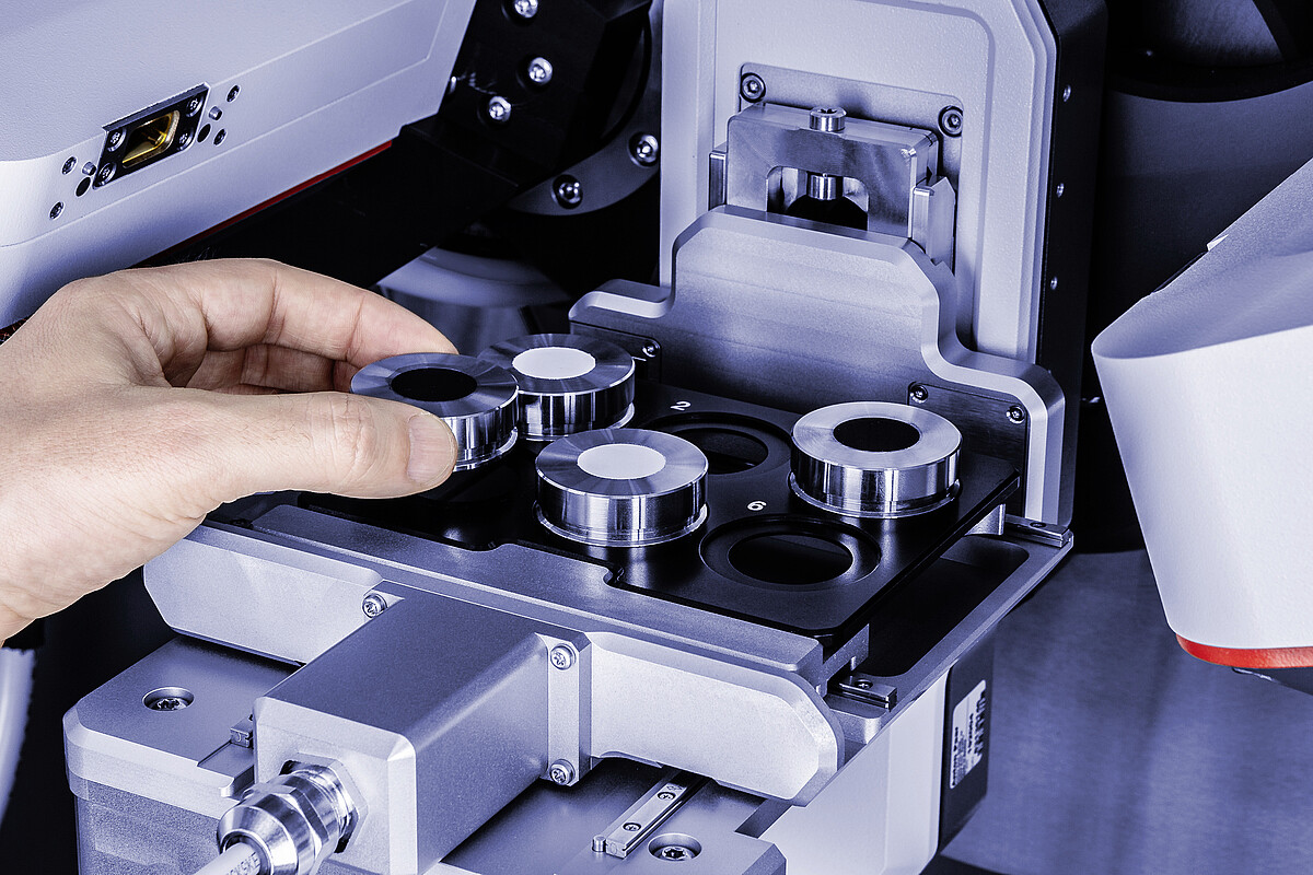 Sample Stages and Sample Holders for XRDynamic 500 | Anton Paar