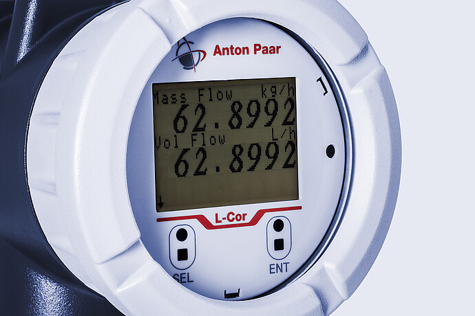 The Type U L-Cor 8000 Coriolis mass flow meter shown from the front