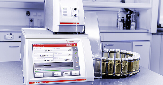 Automated analysis of diet syrups and degassed beverages