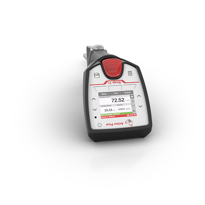 Portable alcohol meter for distilled spirts