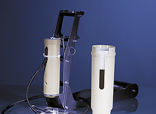 The all-purpose calibration unit enables checks and calibrations of all types of temperature sensors used in Multiwave PRO and Multiwave ECO. Calibration of the temperature sensors using the calibration unit maintains the accuracy of the temperature measurement in order to comply with GLP and to extend the lifetime of the reaction vessels.
