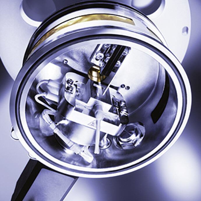 inside Cryo & Humidity Chamber CHC plus+