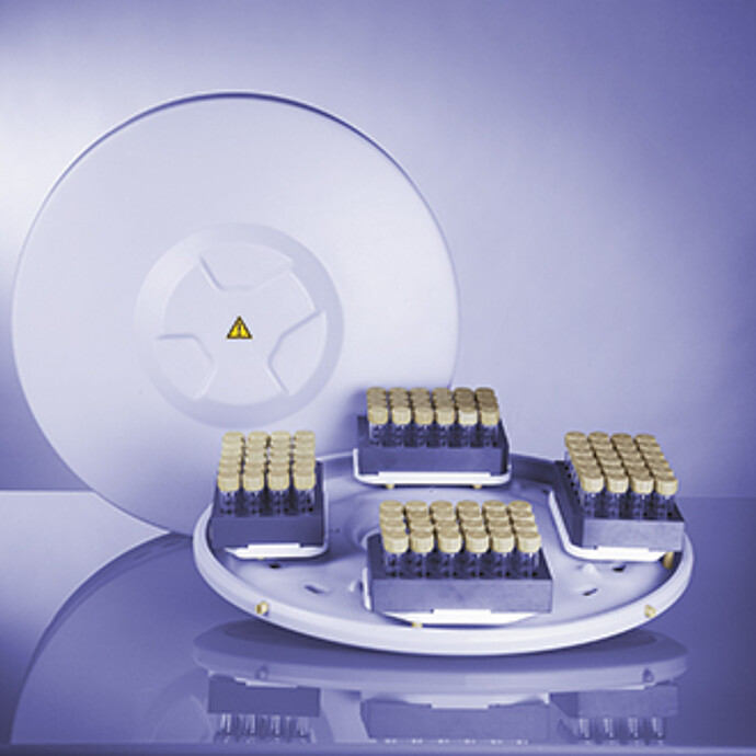 The Rotor 4x24MG5 is specially designed for hit-to-lead generation in gram scale and parallel method optimization in microwave synthesis. Its reliable setup features 96 disposable glass vials arranged in ANSI format silicon carbide blocks with a convenient 6x4 matrix for reaction conditions up to 200 °C and 20 bar.
