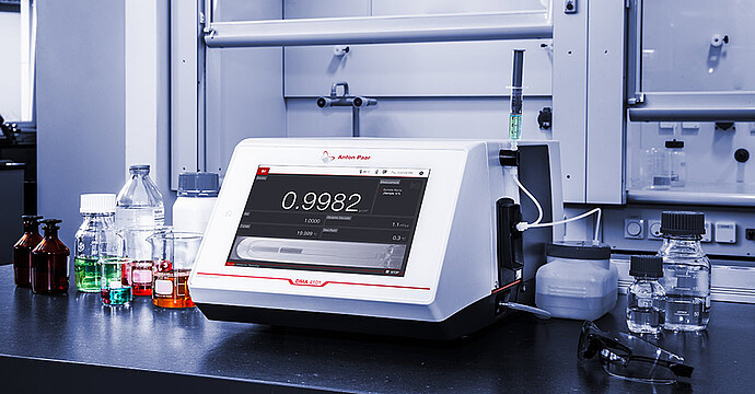 High-tech features simplify your lab High-tech features simplify your lab