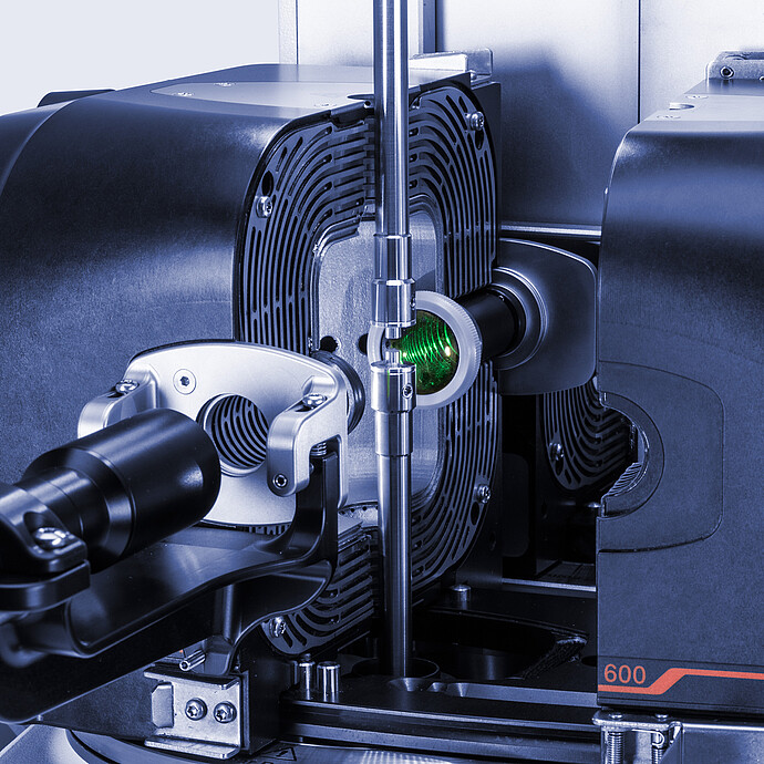 Close-up of the capillary-breakup fixture, camera and CTD 600 temperature-control unit on an MCR 703 MultiDrive