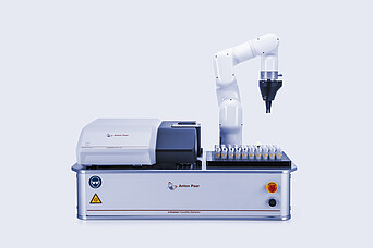 Litesizer DLS 701 nanoparticle analyzer combined with Litesizer Cuvette Sampler and robotic arm automatically loading multiple sample cuvettes on an Anton Paar automation platform.