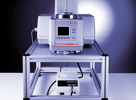 Das Rheo-Mikroskop ist ein Zubehör für Rheometer der MCR-Serie zur Mikroskopie bei einem rheologischen Versuch.