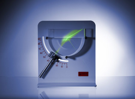 refractometer_teaching_model.jpg