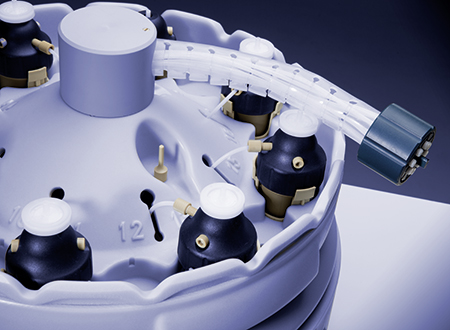 Der Rotor 8EVAP für mikrowellenunterstützte Verdampfung ist ein innovatives Zubehör für das Probenvorbereitungs-System Multiwave PRO. Dieser Eindampf-Rotor kann für eine rasche und gleichzeitige Verdampfung von bis zu acht Säure- bzw. Probenlösungen verwendet werden. Der Rotor 8EVAP für mikrowellenunterstützte Verdampfung ist ein innovatives Zubehör für das Probenvorbereitungs-System Multiwave PRO. Dieser Eindampf-Rotor kann für eine rasche und gleichzeitige Verdampfung von bis zu acht Säure- bzw. Probenlösungen verwendet werden.